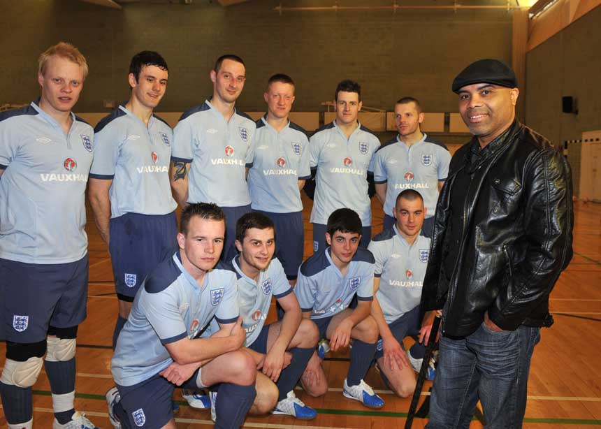 England's partially sighted squad meet Danny Wallace.